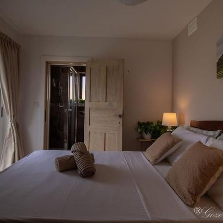 Bed and Breakfast Hibiscus Шаара Экстерьер фото